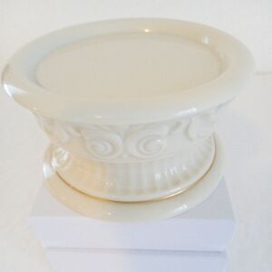 Lenox Elegant Cream Ceramic Planter